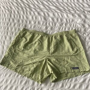 Patagonia Green Athletic Shorts Lightweight Quick-Dry- Baggies